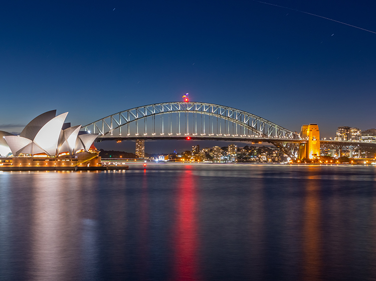 night view of Sydney Harbour
