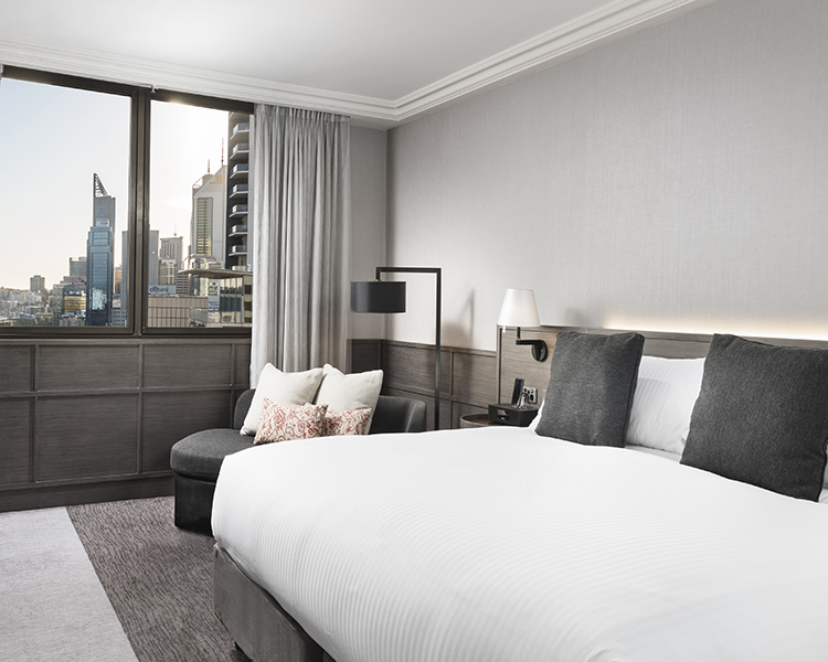 Premier River View Room at Pan Pacific Perth