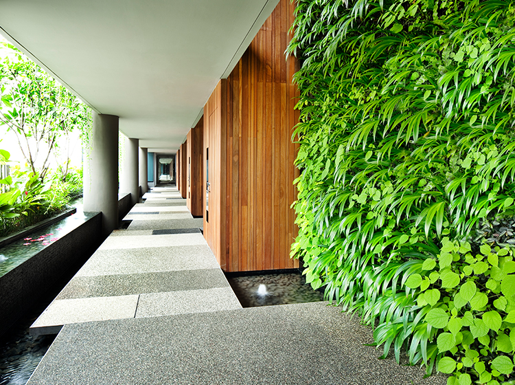 PARKROYAL COLLECTION Pickering Outdoor Corridor Skygarden