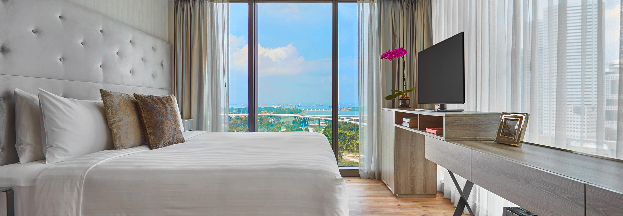 PARKROYAL Serviced Suites Beach Road One Bedroom Premium Master