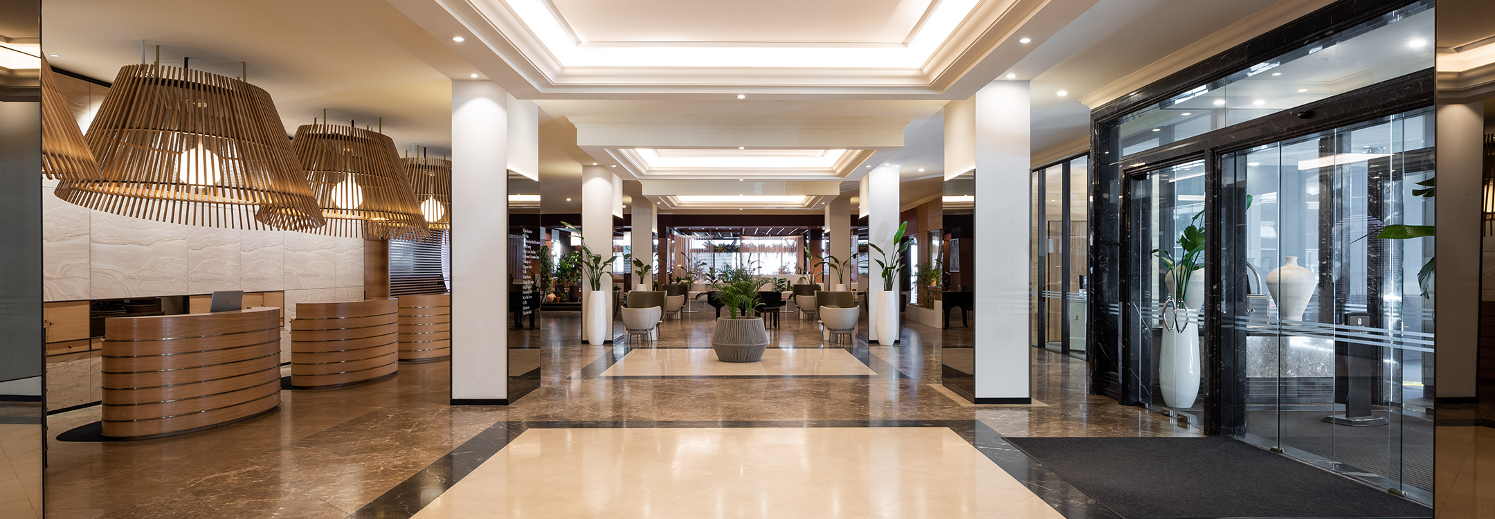  Pan Pacific Perth Lobby