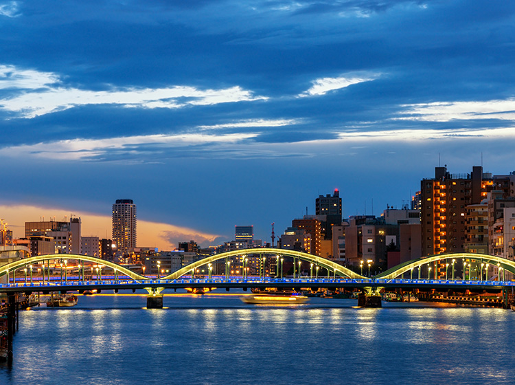 sumida river evening tokyo