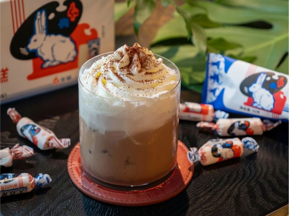<p><span>Enjoy complimentary free-flow White Rabbit Original Ice Cream during dinner, plus an exclusive Milo Rabbit Mocktail for Pan Pacific DISCOVERY members. Discover more highlights </span><a href="https://www.panpacific.com/en/hotels-and-resorts/pr-beach-road/offers/parkroyalonbeachroad-whiterabbit.html" style="background-color: rgb(240,240,240);">here</a><span>.</span></p>
<p>Celebrating a birthday? Secure your Dine 4 Pay 3 where the celebrant dines on us.<br>
</p>
