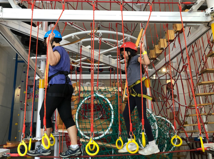 let em play singapore obstacle course