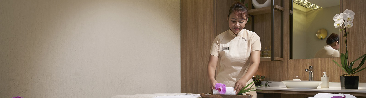 staff at st gregory’s spa at parkroyal on beach road