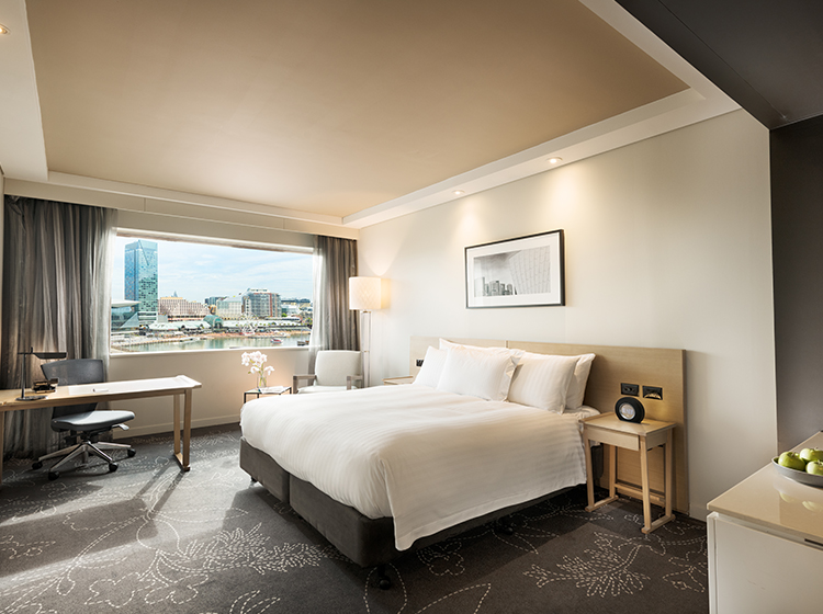 PARKROYAL Darling Harbour Sydney Deluxe Room