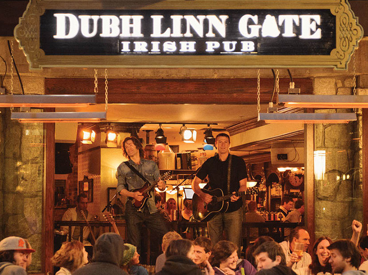 Dubh Linn Gate Irish Pub & Patio
