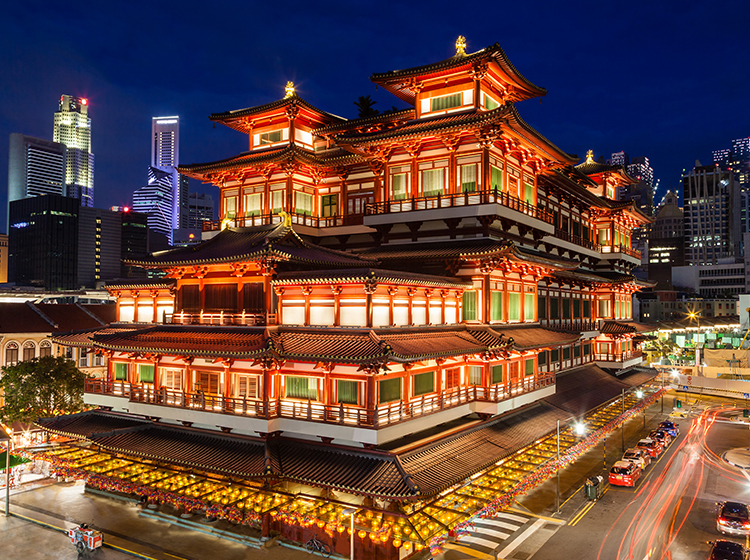 Buddha Tooth Relic Temple in Chinatown