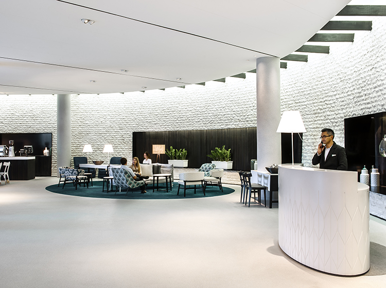 parkroyal darling harbour sydney lobby